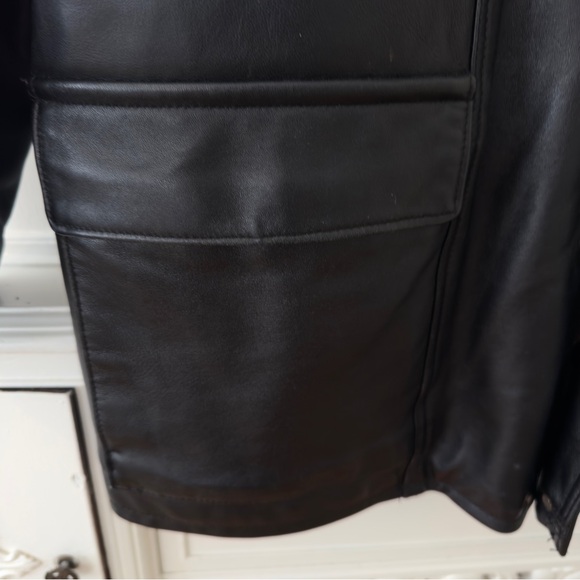 Vintage Men’s Leather Faux Fur Lined Coat - Picture 5 of 12